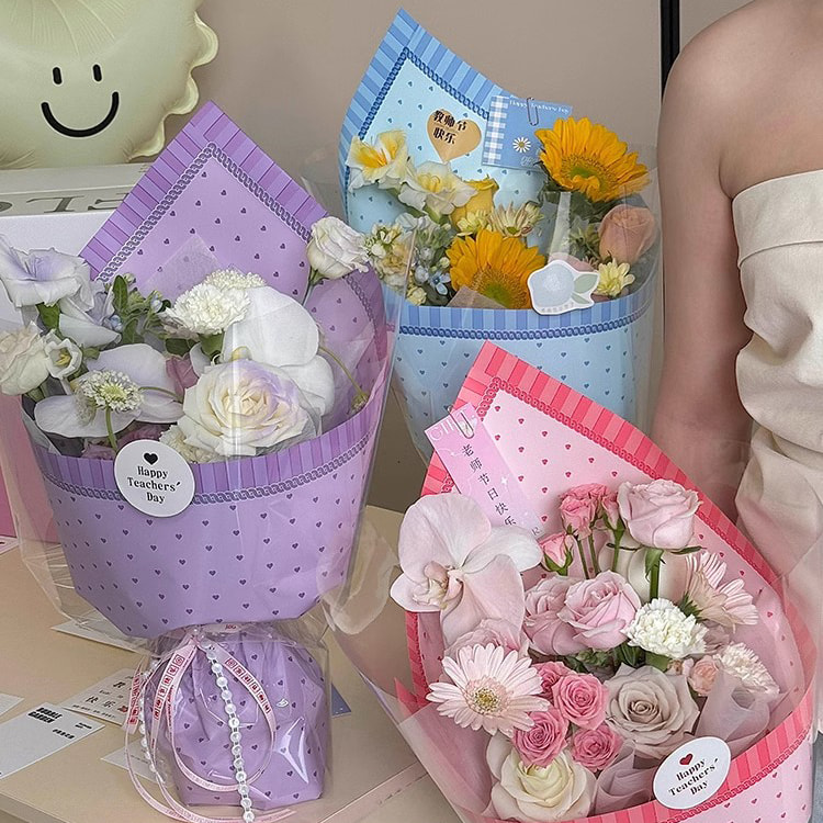 Film d'emballage de fleurs en plastique de couleur vive pour robe de princesse MYHC-65