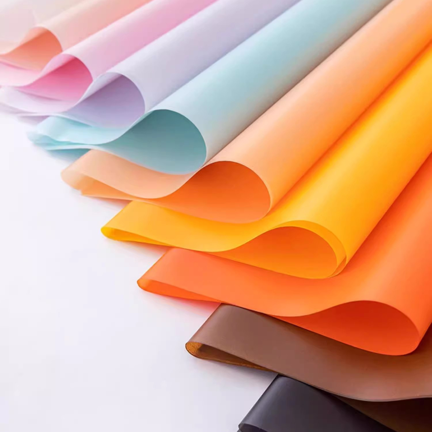 Papier d'emballage de fleurs translucides de couleur unie mate