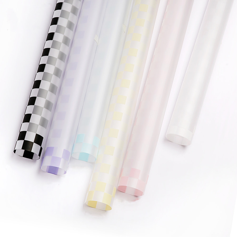 Papier d'emballage pour bouquet à carreaux multicolores