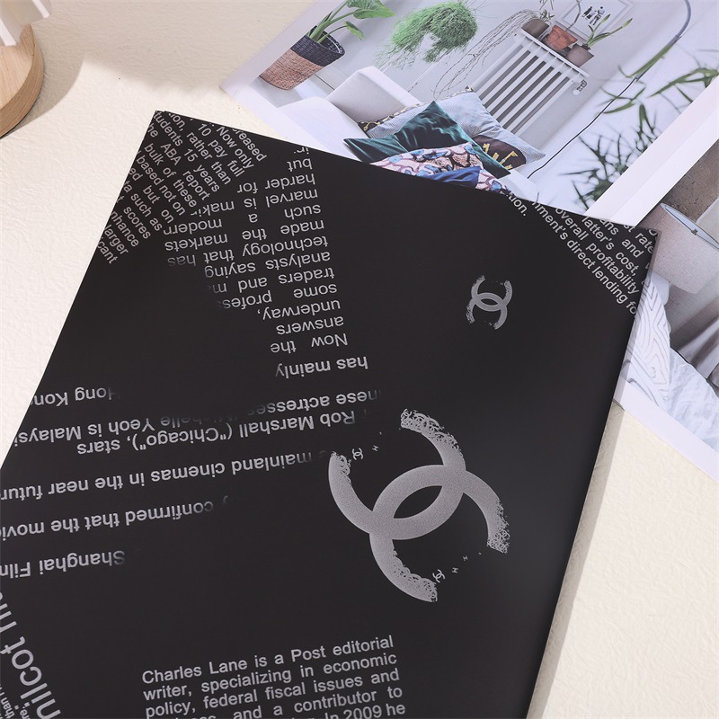 Papier d'emballage de marque Chanel