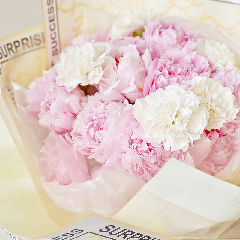 Papier d'emballage de fleurs Hera de marque dans une variété de couleurs