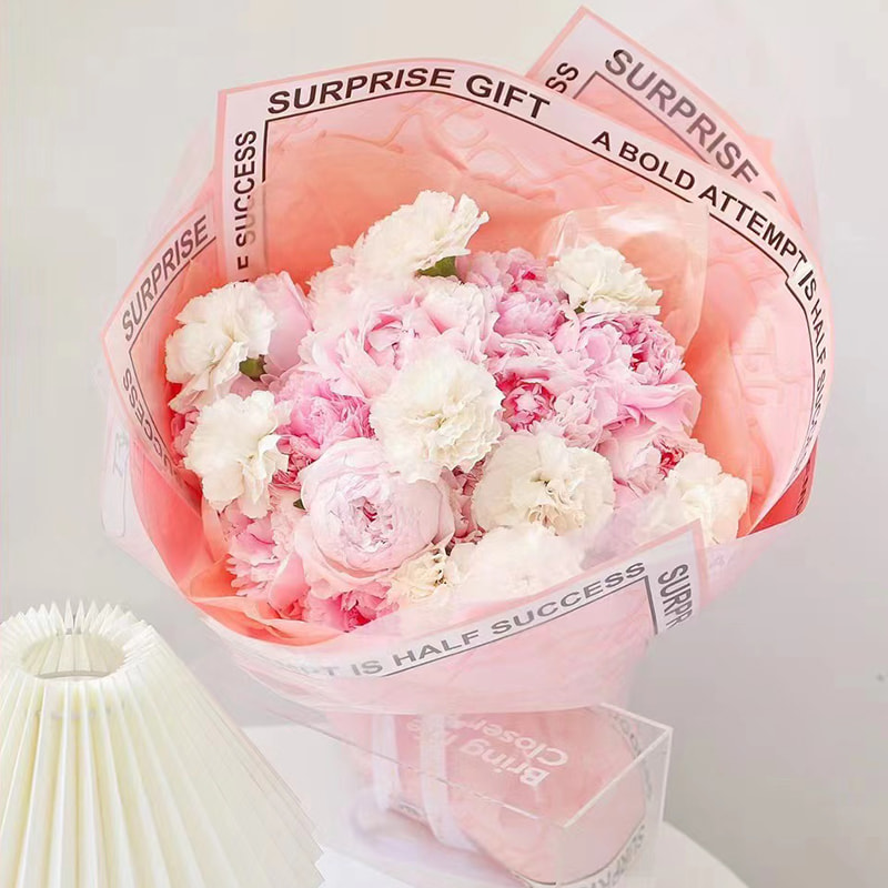 Papier d'emballage de fleurs Hera de marque dans une variété de couleurs