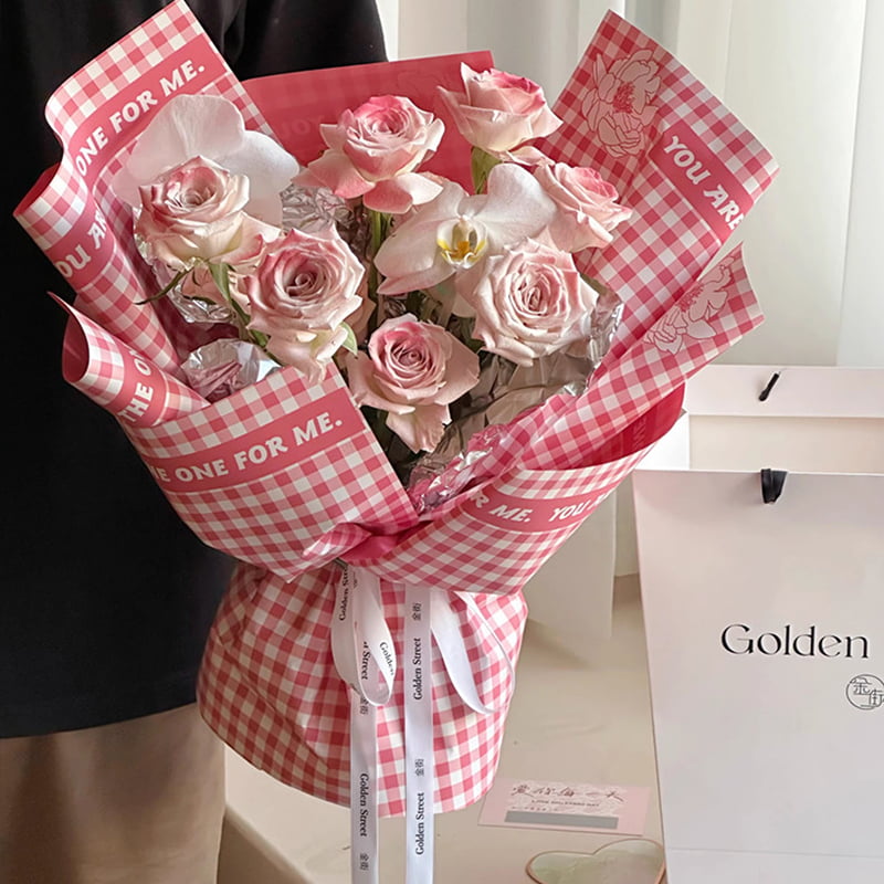 Papier Cadeau Fleur de plume à motif à carreaux