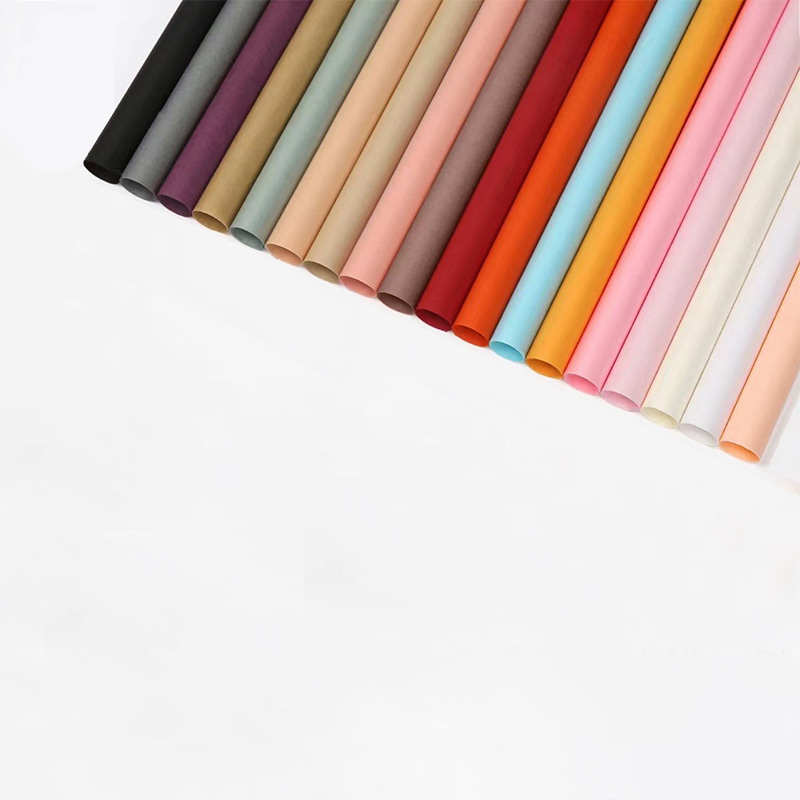 Papier d'emballage de fleurs en papier de poire des neiges coloré