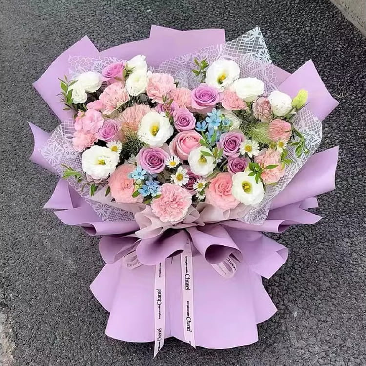 Papier d'emballage de fleurs Nuosha dans différents motifs et styles
