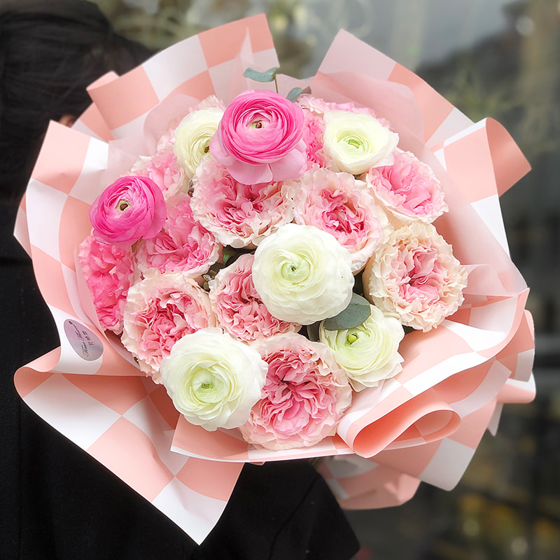 Papier cadeau pour bouquet à carreaux bicolores